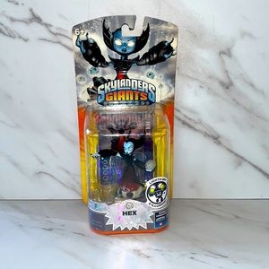 NEW skylanders giants HEX figure and card